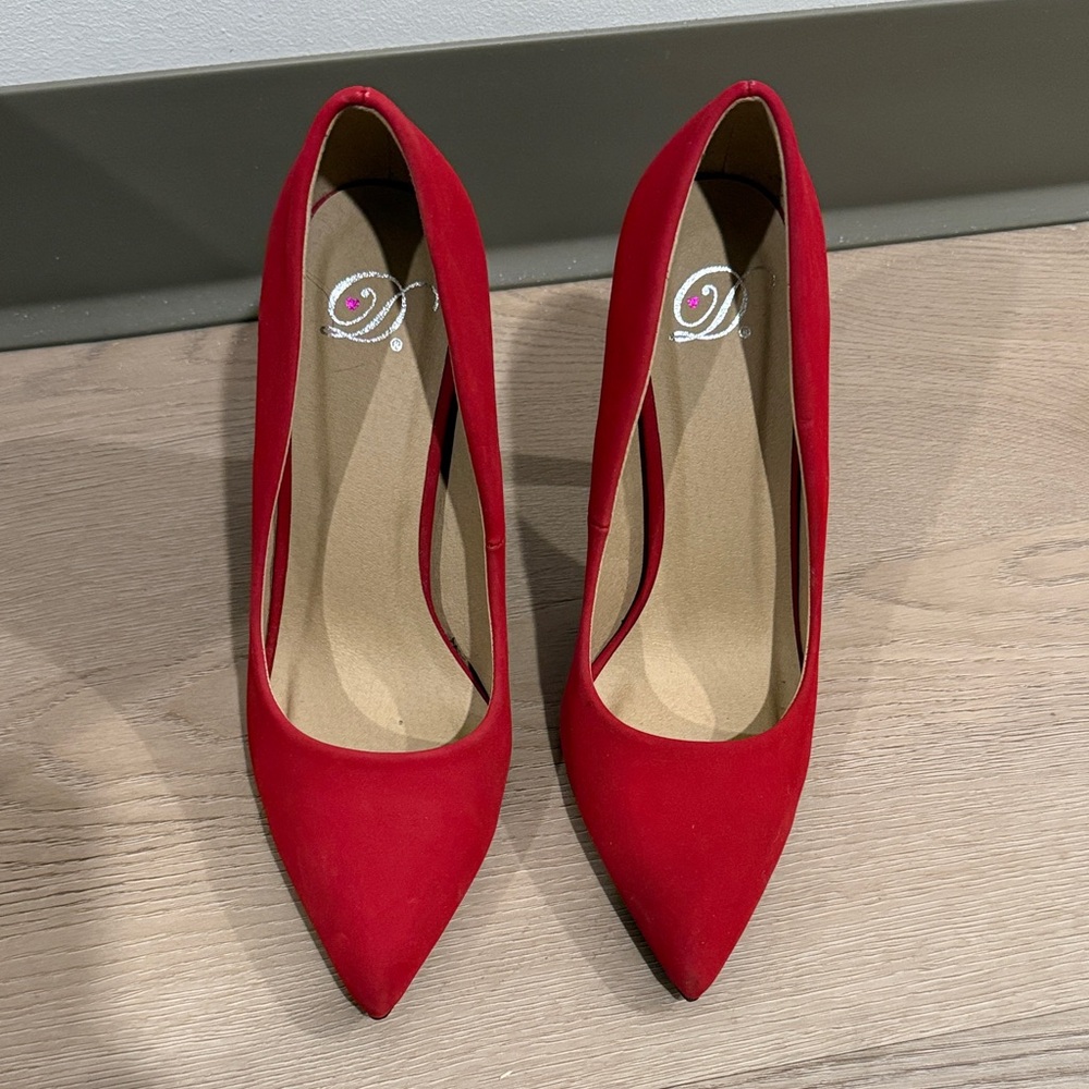 Cindy Delicious Classic Pointy Toe Heels Women's Shoes Red